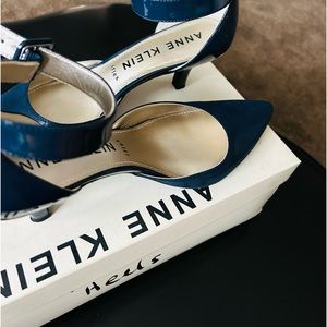 Anne Klein ankle strap pumps pet free/smoke free home.